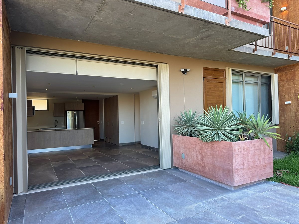 Área social — Ladera 404
